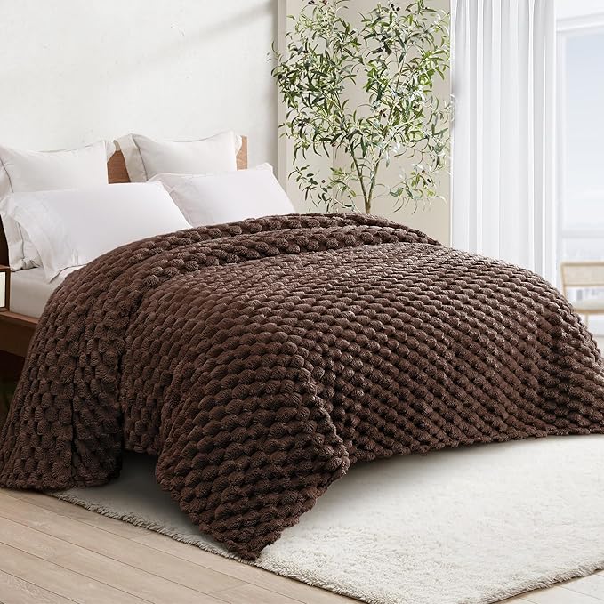 Whale Flotilla Twin Size Blanket for Bed with Jacquard Pattern, Fuzzy Soft Cozy Exquisite Blankets for All Season, Warm and Fluffy, 60x80 Inch, Coffee