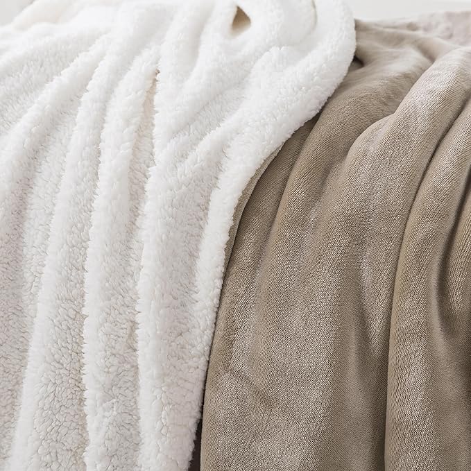 WDCOZY Sherpa Fleece Blankets Fuzzy Warm Throw Blanket Thick Super Soft Reversible Luxurious Fluffy Plush for Sofa Couch Bed Home Decor All Seasons Winter Blankets Tan Camel Beige 50"x60"
