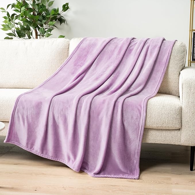 PAVILIA Light Purple Fleece Throw Blanket for Couch, Lavender Lilac Soft Fuzzy Flannel Throw for Sofa, Luxury Plush Microfiber Bed Blanket, Cozy Home Decorative Velvet Gift Blanket, 50x60
