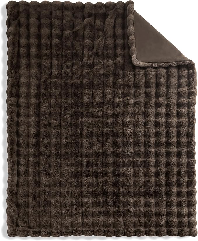 WDCOZY Luxury Bubble Throw Blanket, Brown Faux Rabbit Fur Mink Plush Throw for Couch Sofa Bed, Super Soft Fluffy Cozy Decorative Blanket, Thick and Warm, Living Room Decor, Twin 60x80 inches