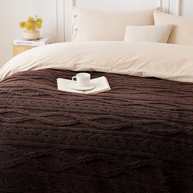 COOVA Brown Fleece Twin Blanket for Bed - Super Soft Cozy Plush Fuzzy Blanket for Sofa,Premium Sherpa Warm Throw for Women,Couch,Chair,60x80 Inches