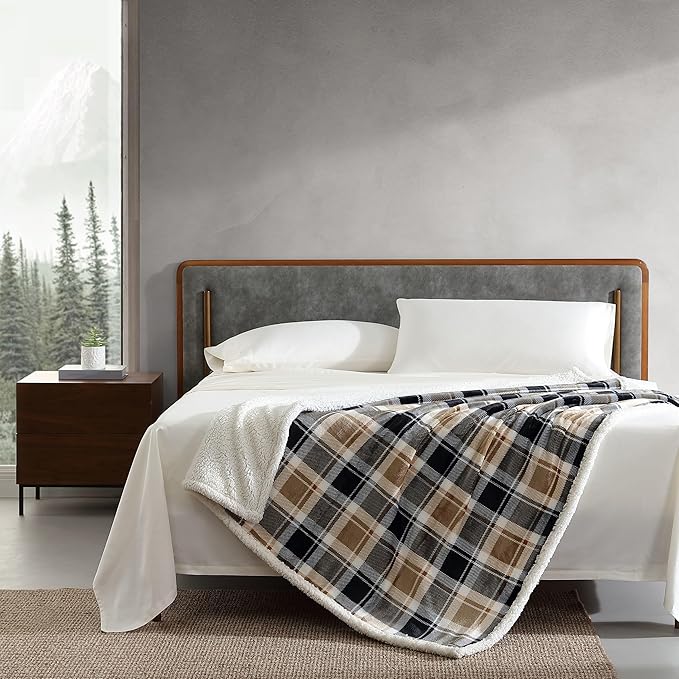 Eddie Bauer - Throw Blanket, Brushed Fleece & Plush Sherpa Bedding, Blanket for Couch & Bed (Rugged Plaid Beige, 50" x 60")