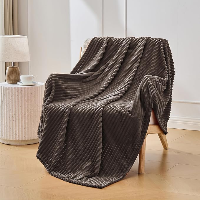 Bnuitland Brown Flannel Throw Blanket,300GSM Super Soft Fleece Stripe Pattern Sofa Blanket for Adults and Kids, Lightweight Cozy Bed Throw for Home Decor All Season