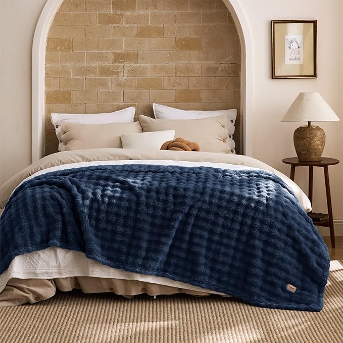 Bedsure 3D Fleece Bubble Blanket - GentleSoft Blue Queen Blanket for Bed Sofa Room Decor - Luxury Soft Cozy Gifts for Her, Lightweight, All Seasons, Navy Blue, 90"×90"