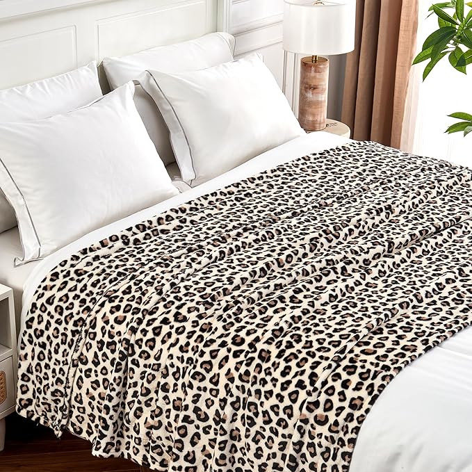 Leopard Print Blanket Fleece Throw for Bed Sofa Travel and Camping, Super Soft Cozy Fluffy Plush Cheetah Print Blanket for All Seasons 50"x60" (Cream)