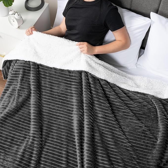 PAVILIA Gray Sherpa Fleece Throw Blanket for Couch Twin, Soft Plush Fuzzy Blankets, Fluffy Flannel Sherpa Blanket for Bed, Warm 3D Ribbed Winter Blanket Gift, 60x80 inches