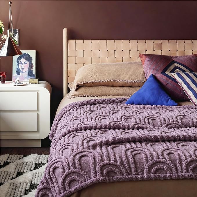 Bedsure GentleSoft Fleece King Size Blanket for Bed - Super Soft & Cozy, Fluffy Blankets for Women & Girls, Ideal for Sofa & Couch, Light Purple, 108x90 Inches