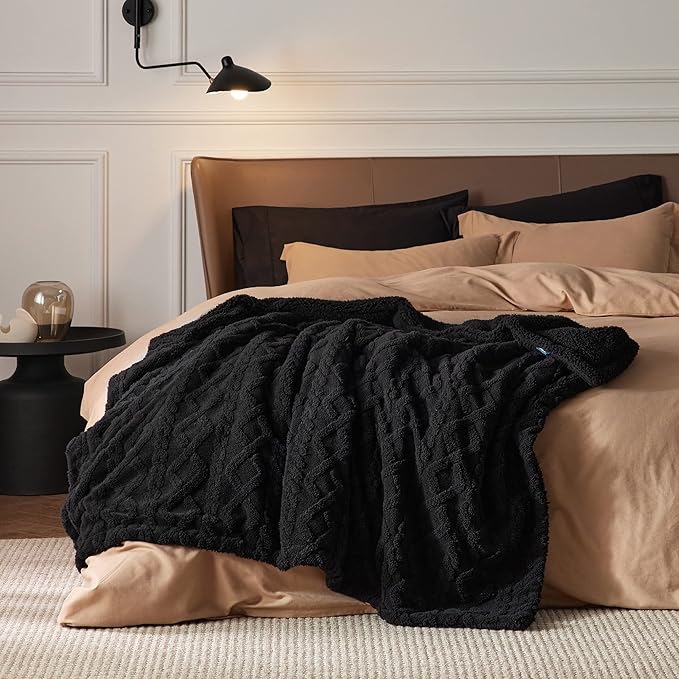 Bedsure Gentlesoft Sherpa Queen Size Blanket for Bed - Fleece Fluffy & Cozy Cable Jacquard Tufted for Women Gift, Thick and Warm Christmas Blanket for Winter, Black, 90x90 Inches