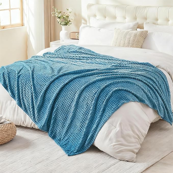 EMME Fleece Blanket, 3D Jacquard Throw Blanket for Couch and Bed, Soft Cozy and Fluffy Blankets Lightweight Luxury Flannel with Geometric Grid Design (Peacock Blue, 60" x 80")