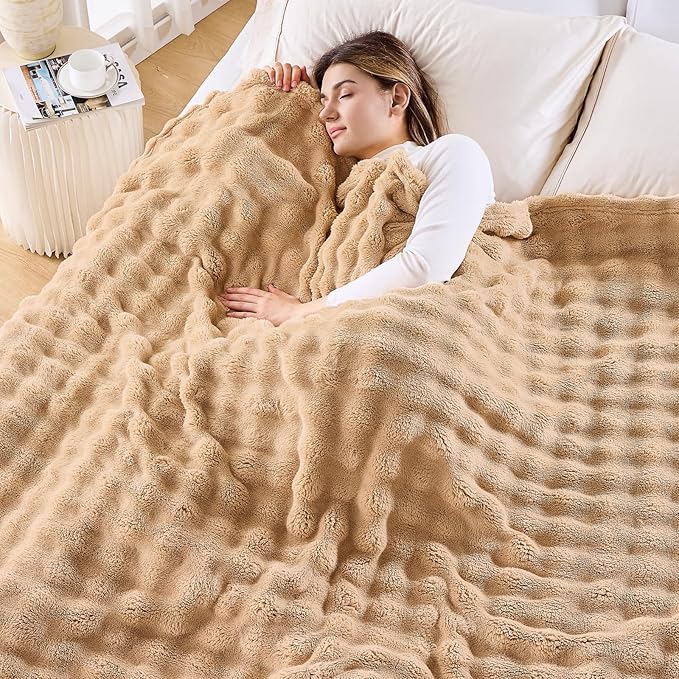 NEWCOSPLAY Queen Blanket for Couch Brown Super Soft Flannel Fleece 3D Bubble Lightweight Bed Blanket All Season Use (Brown, Queen(90"x90"))