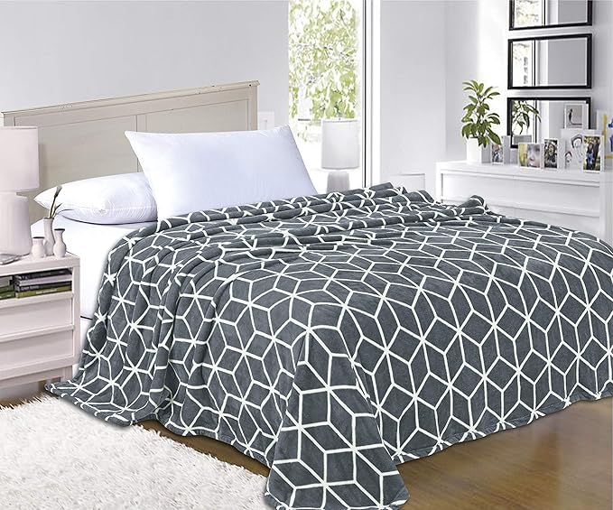 Elegant Comfort Luxury Velvety-Soft Coral Flannel Blanket Micro-Velour Ultra-Softness Fuzzy Plush, King/California King, Grey (Pack of 2)