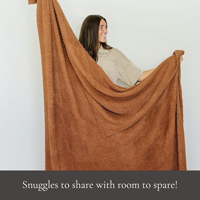 Saranoni Bamboni Luxury Throw Blanket | Oversized Super Soft Plush Home Decorative Comfy Blankets for Couch or Bed | Caramel - X-Large 60” x 80”