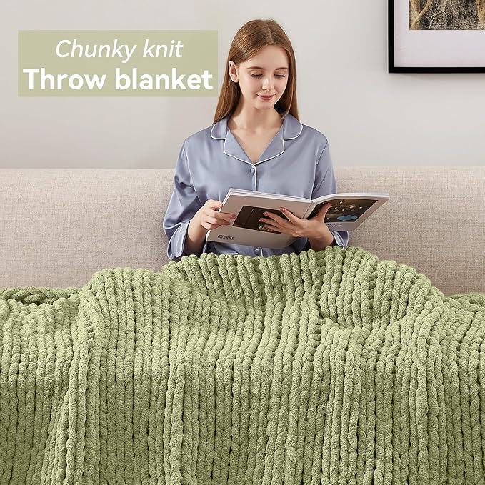 Chunky Knit Throw Blanket, 50''*60'' Knitted Throw Chenille Yarn for Bed Couch, Handmade Light Green Crochet Big Thick Blanket, Machine Washable Cute Comfy Blanket for Home Decor