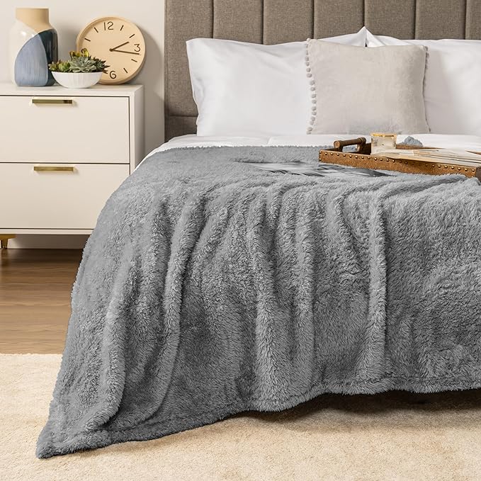 Pavilia Sherpa Bed Blanket Queen Size, Grey Plush Soft Cozy Fluffy Lightweight Microfiber Fuzzy All Season Blanket, 90x90