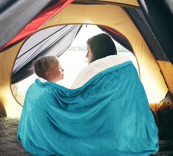 Utopia Bedding Sherpa Blanket California King Size (Turquoise, 102x96 Inches) - Soft Lightweight Plush Fleece Reversible Blanket for Bed, Sofa, Couch, Camping and Travel
