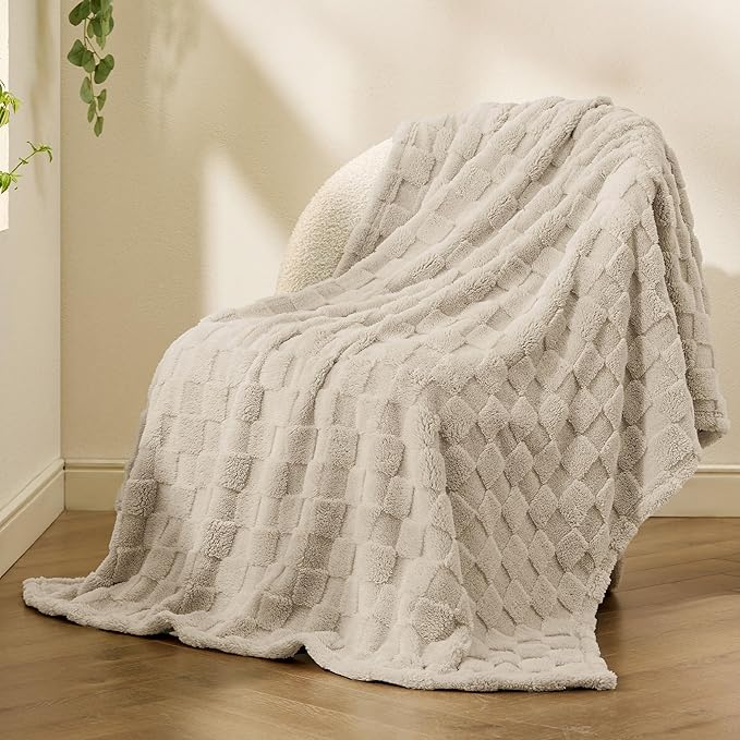 Bedsure GentleSoft Beige Throw Blanket for Couch - Checkered Fleece Blankets Gifts for Women Men Girls, Cute Soft Cozy Throw for Bedroom Home Decor Gifts, Neutral, 50x60 Inches