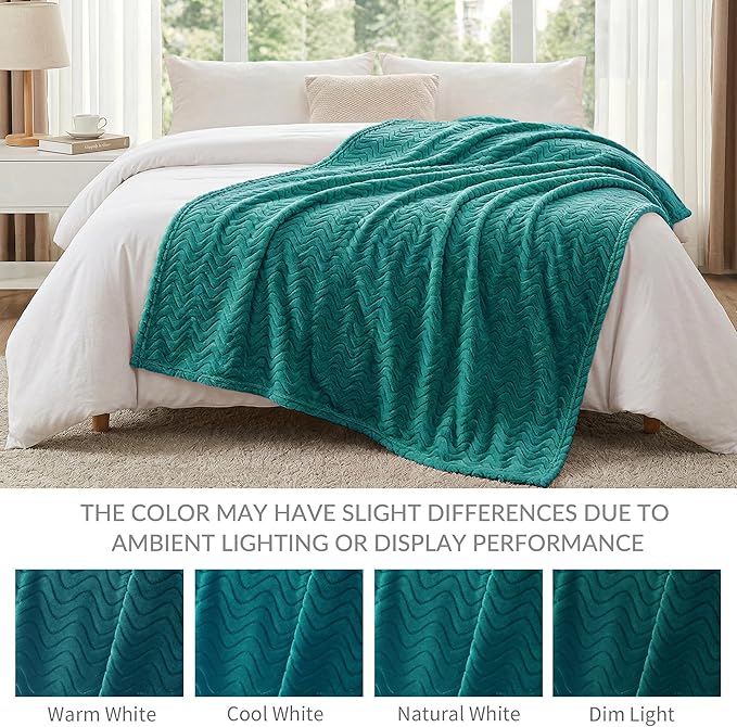 Exclusivo Mezcla Queen Blanket for Bed, Cozy Lightweight Fleece Blankets for All Season, Decorative Giftable Fuzzy Plush Wave Textured Suitable for Women, Men, Teal, 90x90 Inches