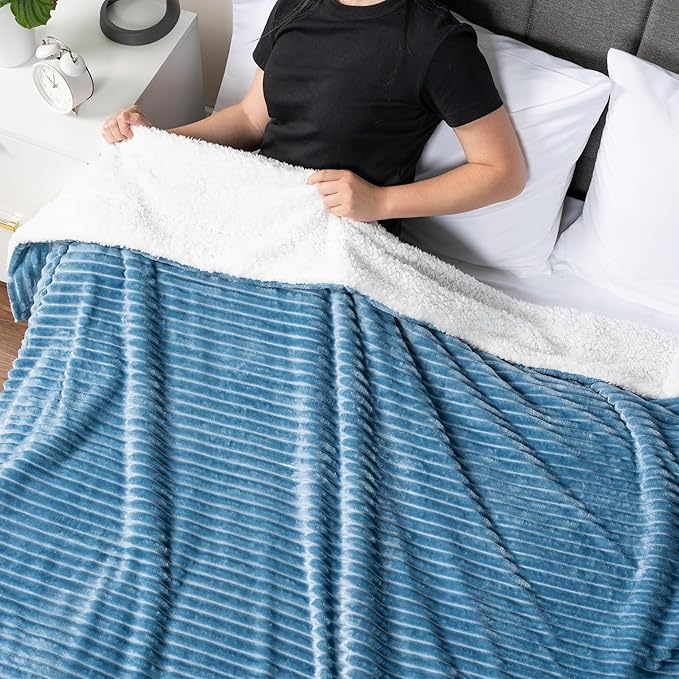 PAVILIA Dusty Blue Sherpa Fleece Throw Blanket for Couch Twin, Soft Plush Fuzzy Blankets, Fluffy Flannel Sherpa Blanket for Bed, Warm 3D Ribbed Winter Blanket Gift, 60x80 inches