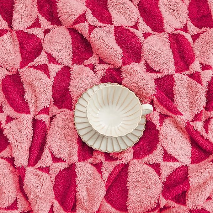 3D Circle Pattern 300 GSM Soft Throw Blankets for Bed - Hot Pink Throw Blankets for Women,Warm Small Throw Blanket, 60x80 Inches