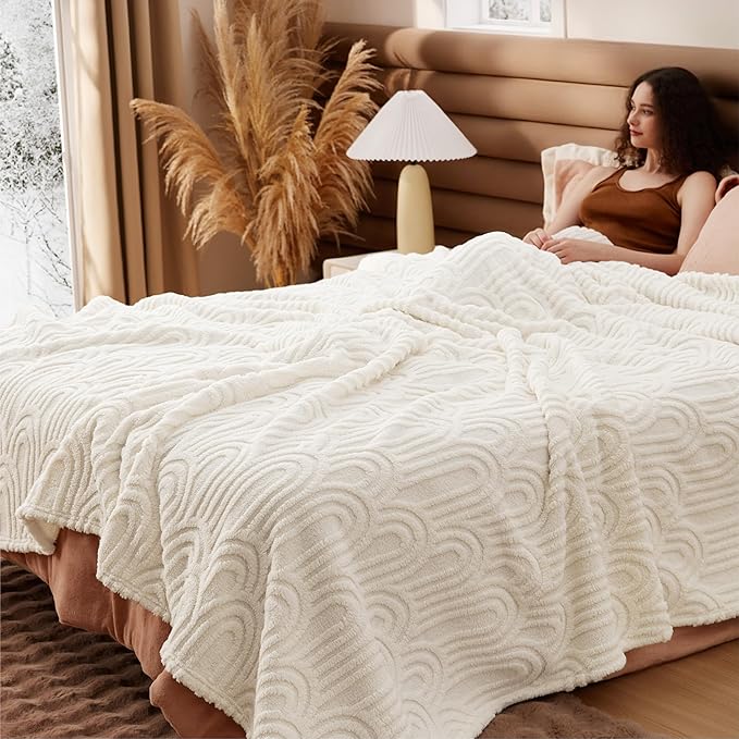 Bedsure GentleSoft Fleece King Size Blanket for Bed - Super Soft & Cozy, Fluffy Blankets for Women & Girls, Ideal for Sofa & Couch, White, 108x90 Inches