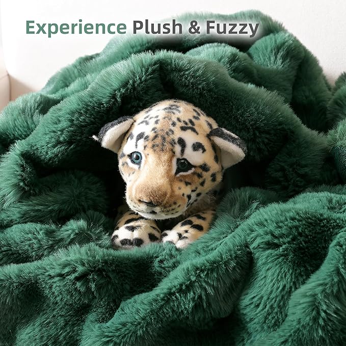 Smoofy Faux Fur Throw Blanket for Couch – Dark Green Fluffy Cozy Rabbit Fleece, Plush Soft Bubble Blanket for Sofa & Bed, for Mom, Warm Fuzzy Home Room Decor Throw 60" x 80"