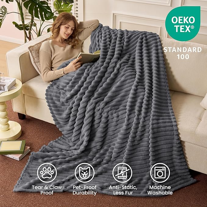 Joiedomi Queen Size Blanket for Bed, Soft & Warm Grey Fleece Blankets Gifts for Women Men Mom, Cozy Cute Soft Throw 90x90 Inches