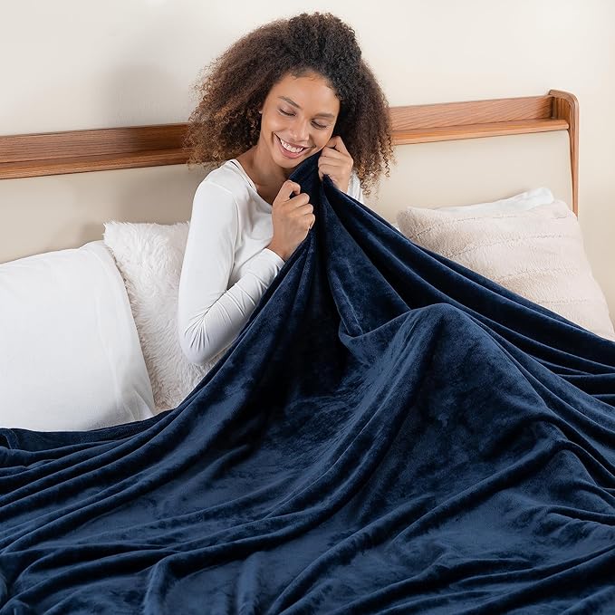 Berkshire Blanket Classic VelvetLoft® Solid Bed Blanket Queen Size,Lightweight Soft Fuzzy Plush Blanket for Bed and Couch,Dress Blues,90x90 Inches