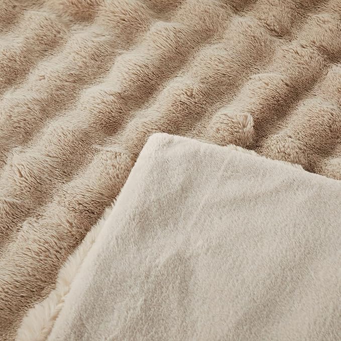Faux Fur Throw Blanket for Couch Cozy Fuzzy Soft Plush Thick Fluffy Fleece Bubble Blanket for Sofa Bedroom Living Room, 63x79 Inches Camel