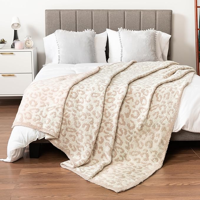 PAVILIA Super Soft Leopard Throw Blanket for Couch, Fluffy Cozy Lightweight Beige Cheetah Blanket, Fuzzy Warm Knit Blanket for Bed Sofa, Tan, 50x60