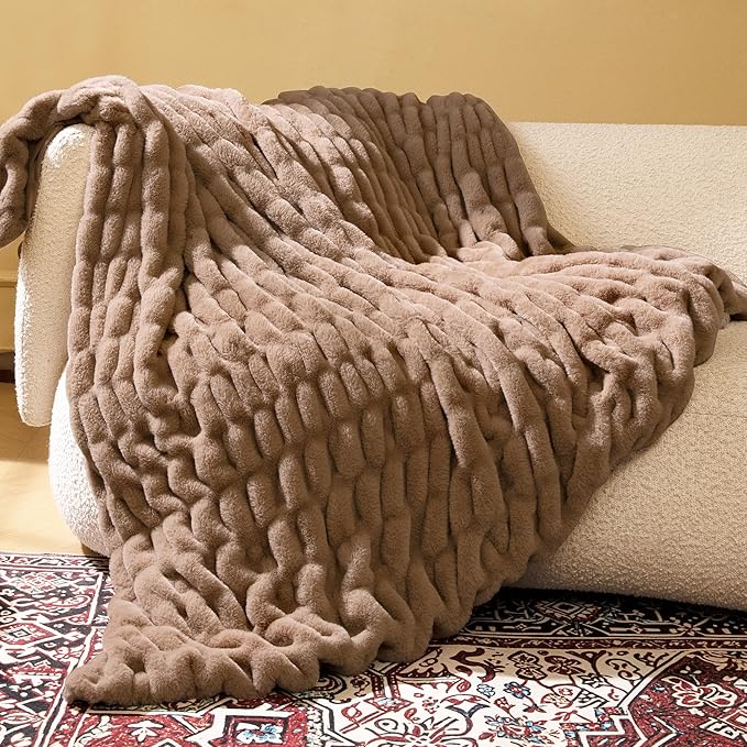 Faux Fur Blanket, Throw Blanket for Couch, Fluffy Blanket with Stretch Ruched Design, Ultra Soft Giftable Home Decor, 50x60 inches, Light Brown