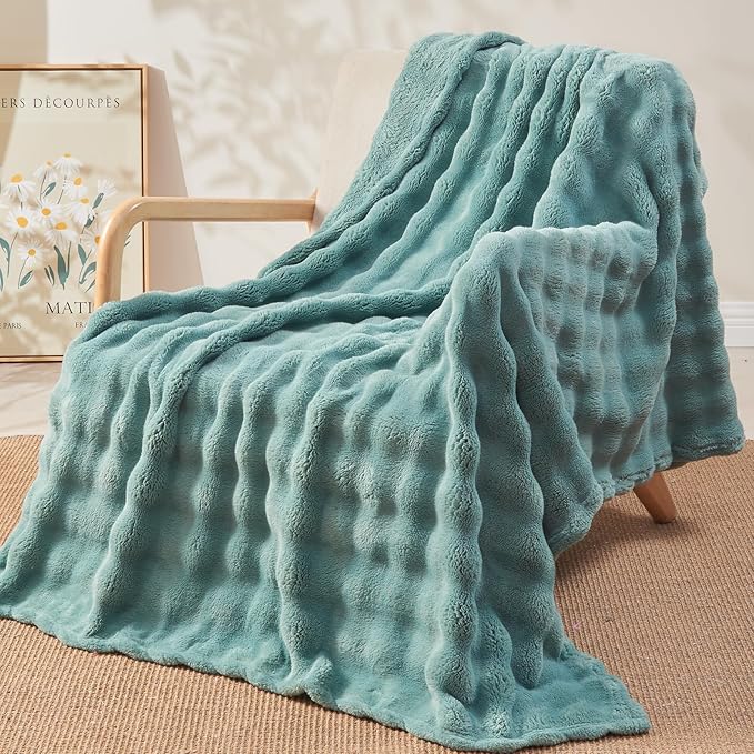 NEWCOSPLAY Twin Blanket for Couch Light Teal Super Soft Flannel Fleece 3D Bubble Lightweight Bed Blanket All Season Use (Light Teal, Twin(60"x80"))