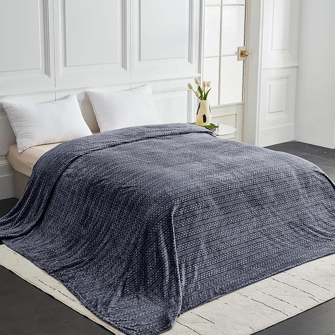 Soft Cozy 120x120 Inches Seamless Oversized King Fleece Blanket, 3D Jacquard Decorative Giant 10'x10' California King Blanket Extra Large for Bed, Sofa, Couch, Travel, Dark Grey Chain