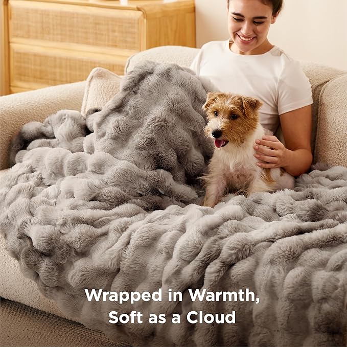 Bedsure GentleSoft Tie-dye Brown Fluffy Fuzzy Throw Blanket, Soft Cozy Fleece Faux Fur Blanket for Couch, Brown Room Decor Minky Velvet Bed Cover, Thick Warm Plush Women Men Birthday Gifts