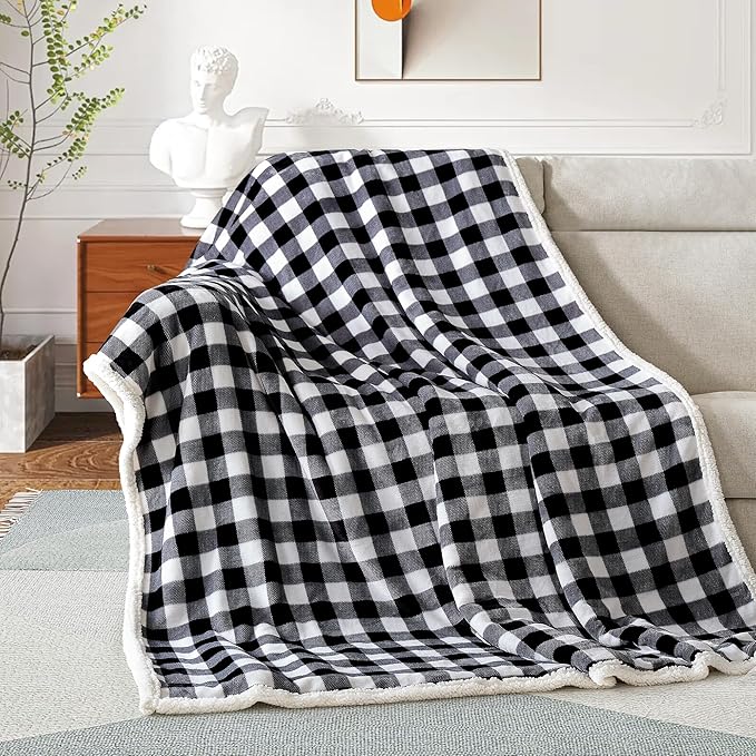 BEAUTEX Sherpa Fleece Blanket Twin Size, Super Soft Warm Buffalo Plaid Plush Gig Blankets, Lightweight Cozy Fuzzy Blanket for Couch Sofa Bed (Black, 60" x 80")