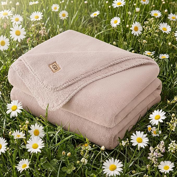 UGG Whitecap Fleece Throw Blanket, Soft Plush Throw for Bed or Chair, Luxury Bedroom Decor, Cozy Blankets, Machine Washable, Spring Decor, 50-inch x 70-inch, Pink Quartz
