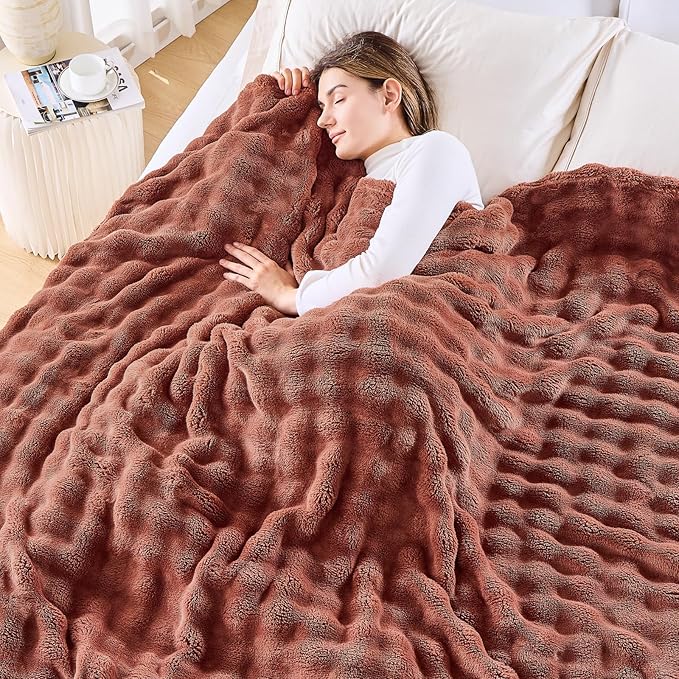 NEWCOSPLAY King Blanket for Couch Coffee Super Soft Flannel Fleece 3D Bubble Lightweight Bed Blanket All Season Use (Coffee, King(90"x110"))