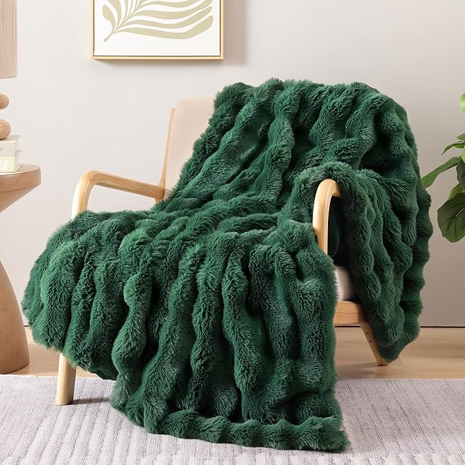 Smoofy Faux Fur Throw Blanket for Couch – Dark Green Fluffy Cozy Rabbit Fleece, Plush Soft Bubble Blanket for Sofa & Bed, for Mom, Warm Fuzzy Home Room Decor Throw 60" x 80"