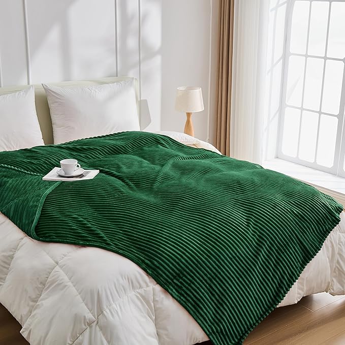 Bnuitland Fleece Throw Blanket, 300GSM Soft Warm Cozy Fluffy Throw for Babys & Pets, Stripe Pattern, All Season Sofa Bed Blanket for Home Decor, Dark Green 50"x70"