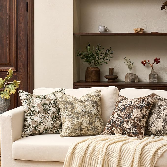 Yangest Neutral Floral Pillow Cover 12 x 20 Inches, Vintage Chenille Rectangle Throw Pillow Cover Soft Decorative Farmhouse Accent Couch Pillow Cover for Living Room Bedroom, Green