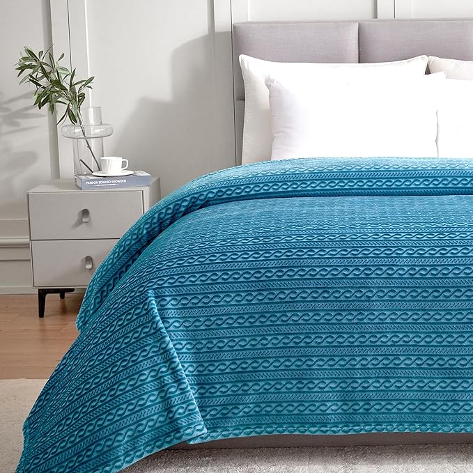 Soft Cozy Fleece Throw Blanket, 50x60 Inches – Lightweight Plush Blanket for Couch, Fuzzy 3D Jacquard Design, for Sofa, Bed & Travel, Teal Chain