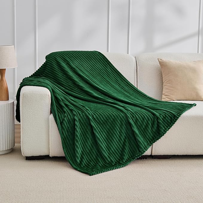 Bnuitland Fleece Throw Blanket, 300GSM Soft Warm Cozy Fluffy Throw for Babys & Pets, Stripe Pattern, All Season Sofa Bed Blanket for Home Decor, Dark Green 50"x70"