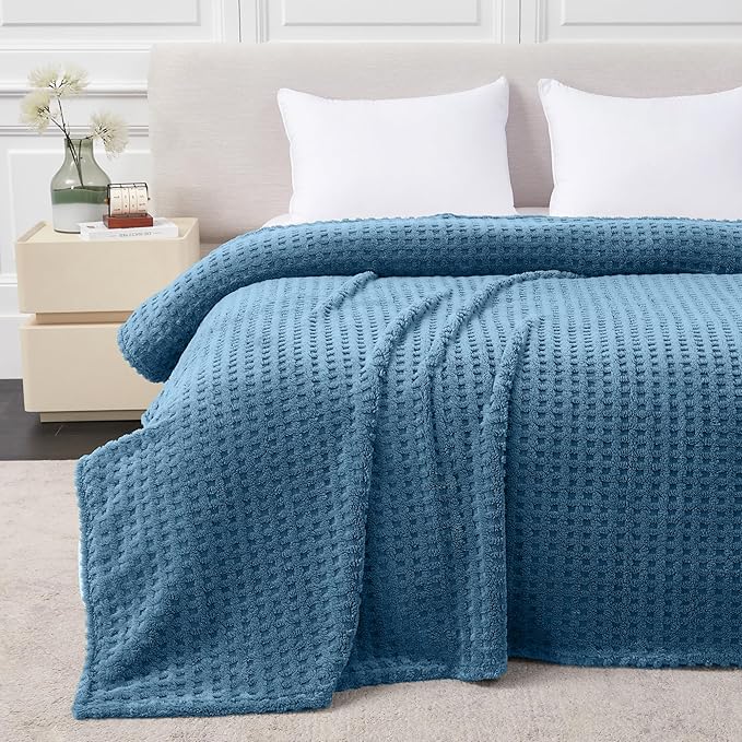 Soft Cozy Fuzzy Fleece Queen Size Blanket, Waffle Slate Blue, 90x90 Inches – Lightweight, Fluffy, and Warm 3D Jacquard All-Season Blanket for Bed, Couch, Sofa, Camping, and Travel