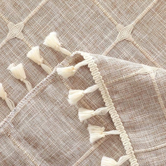 SIELUNO Rustic Farmhouse Rectangle Coffee Table Cover - Cotton Linen Waterproof Cloth With Pockets and Tassel for Living Room Decoration - Small Plaids - 28x64 Inch