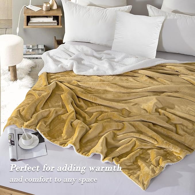 Mocassi Premium Ultra-Soft Flannel Fleece Sherpa Throw Blanket - Warm Cozy Reversible Plush Micromink Blanket for Couch, Bed and Sofa - Fluffy, Christmas Winter Bedding Gift, Twin XL, Gold