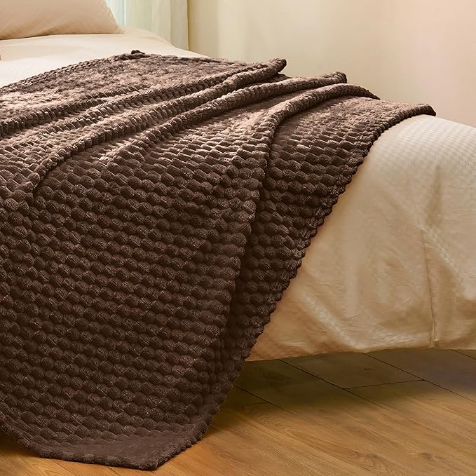 Vessia Flannel Fleece Throw Blanket(50x70 inch), 3D Jacquard Brown Fuzzy and Warm Blanket for Couch,Sofa,Bed,Chair, 300GSM Super Soft Touch Cozy Lightweight Throw for All-Season Home Decor