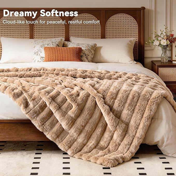 Faux Fur Throw Blanket for Couch, 850GSM Cozy Soft Plush Thick Striped Luxury Blanket for Sofa Living Room Bedroom,50 * 60 Inches, Coffee
