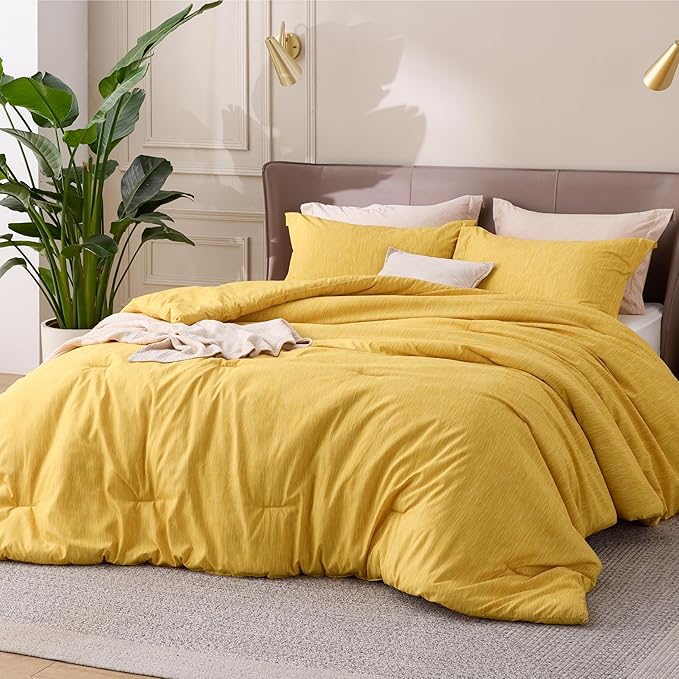 Bedsure King Size Comforter Set - Dark Red King Comforter Set, Soft Bedding for All Seasons, Cationic Dyed Bedding Set, 3 Pieces, 1 Comforter (104"x90") and 2 Pillow Shams (20"x36"+2")