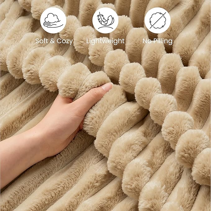 Joiedomi Brown Throw Blanket for Couch, Soft & Warm Brown Fleece Blankets Gifts for Women Mom, Cozy Cute Soft Throw 50x60 Inches