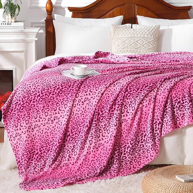 Viviland Flannel Fleece Blanket Queen Size 90x90 inches, Lightweight, Super Soft Cozy Warm Blanket, Cheetah Print Pink