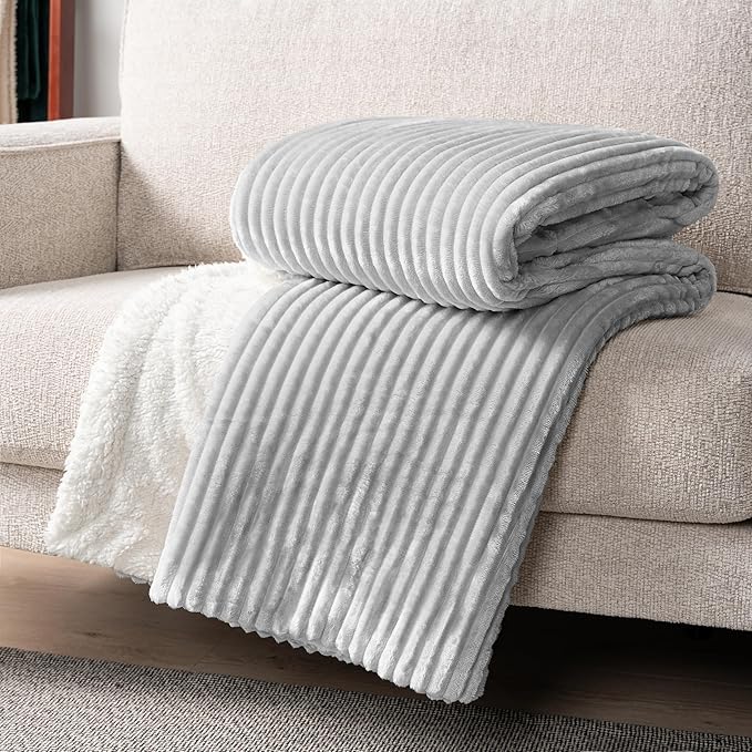 PAVILIA Light Gray Sherpa Fleece Throw Blanket for Couch Twin, Soft Plush Fuzzy Blankets, Fluffy Flannel Sherpa Blanket for Bed, Warm 3D Ribbed Winter Blanket Gift, 60x80 inches